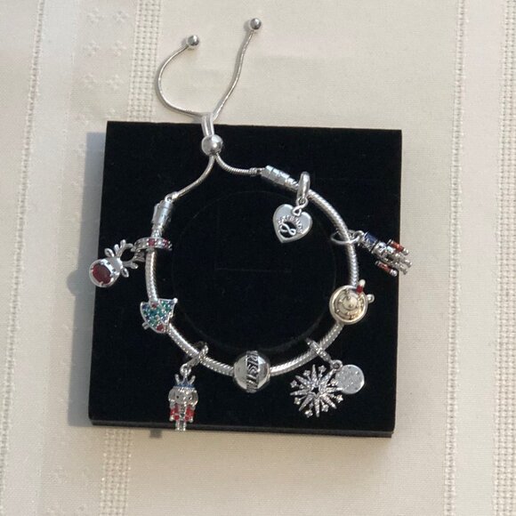 Pandora Christmas Tree Charm - Picture 7 of 7